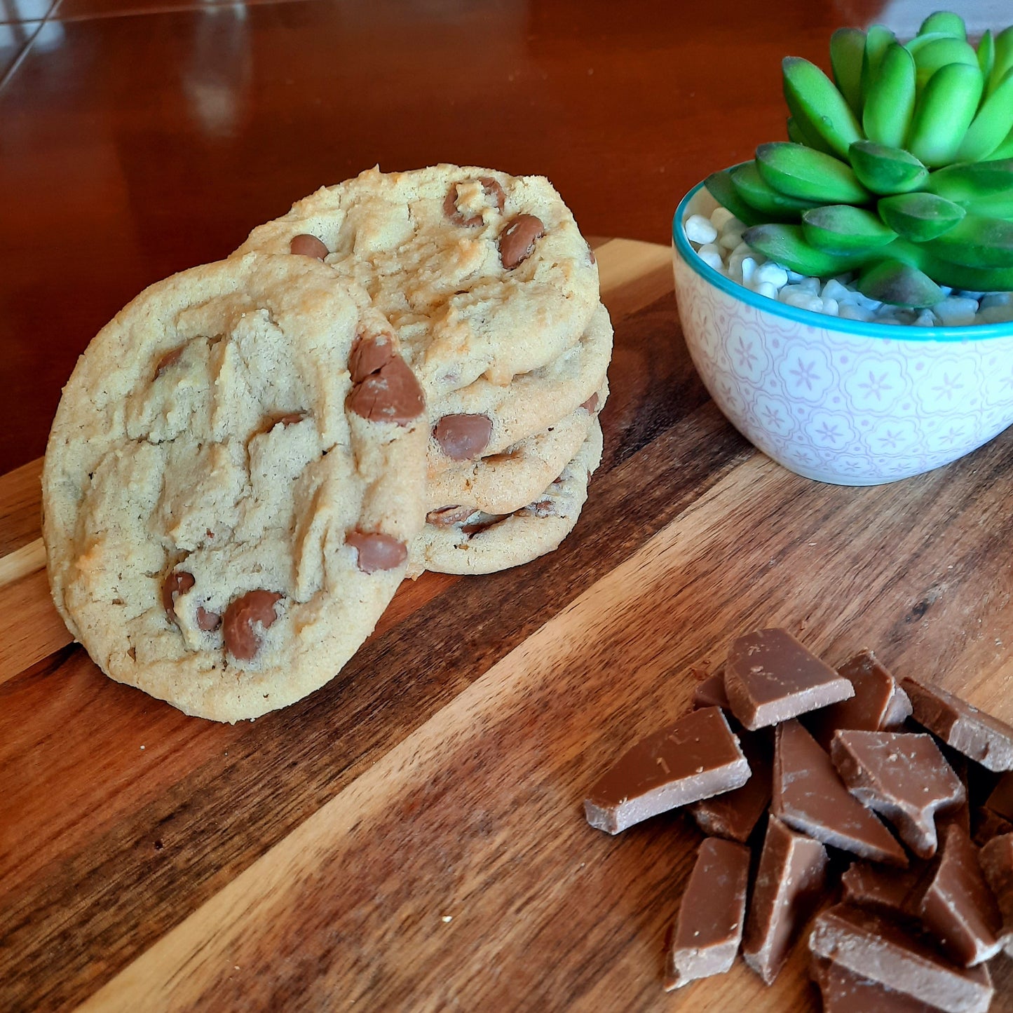 Chewy Milk Chocolate Chip Cookies - Take & Bake (6 portions)