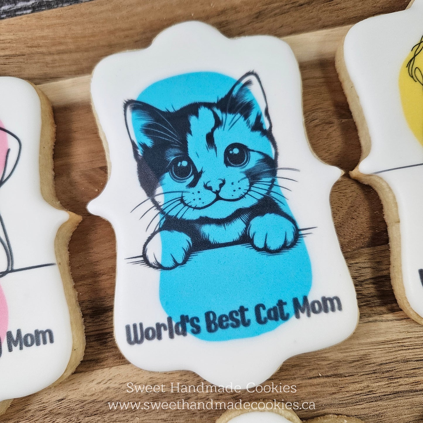 Mother's Day - World's Best Dog/Cat Mom Cookies (Sold Individually)